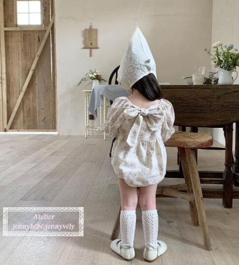 花柄長袖ロンパース レース付きワンピース風