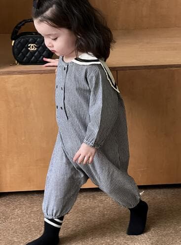 ベビー服長袖ボーダー柄ロンパース白襟付き66-90センチ