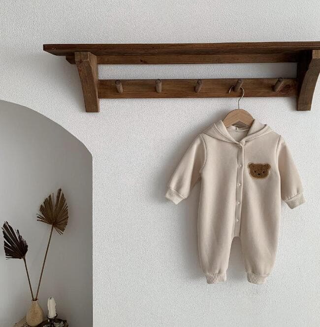 くま刺繍長袖ロンパース 65-90センチ 2色展開