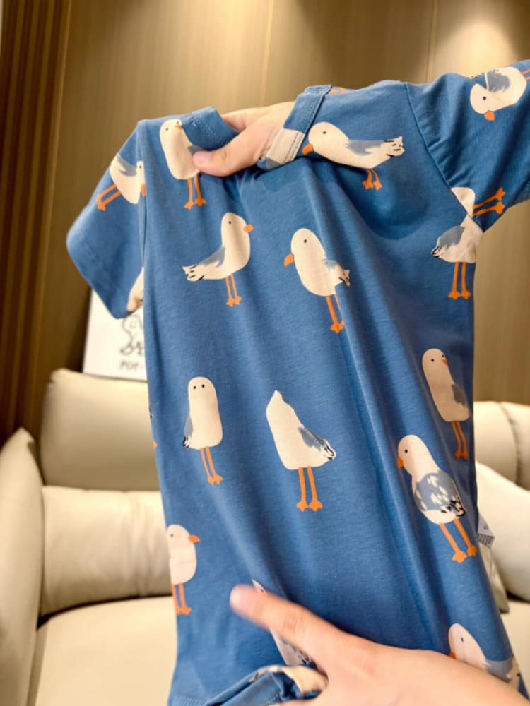 おしゃれな襟付きレオパード柄ロンパース