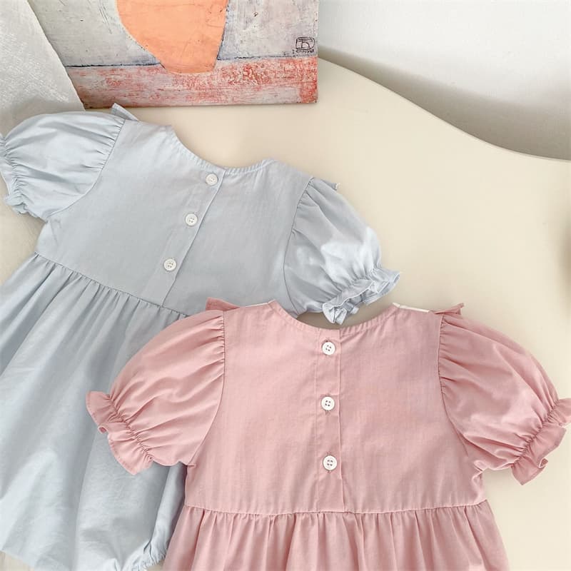 夏新作女の子用半袖ロンパース リボン付きパフスリーブベビー服