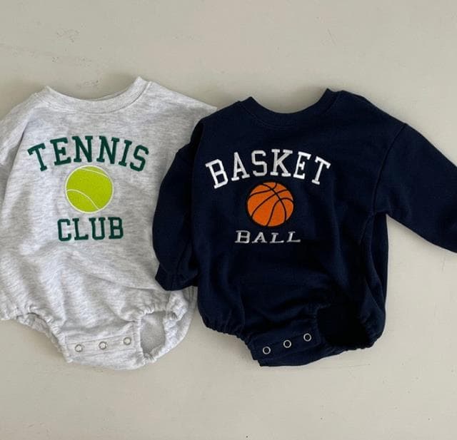 子供服スポーツ柄長袖ロンパース