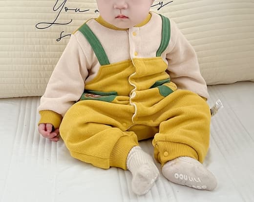 秋冬新作 男の子用長袖ロンパース サル刺繍 黄色つなぎ服