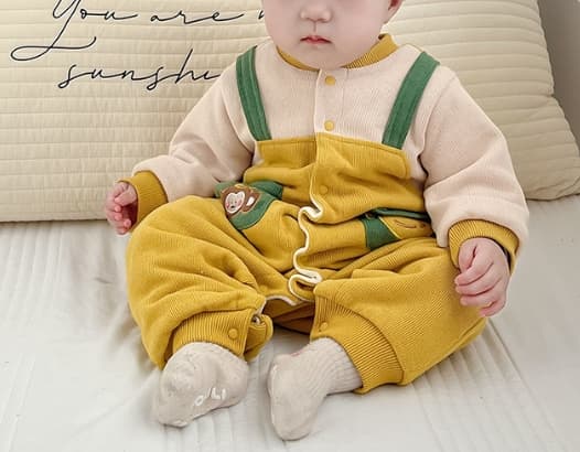 秋冬新作 男の子用長袖ロンパース サル刺繍 黄色つなぎ服