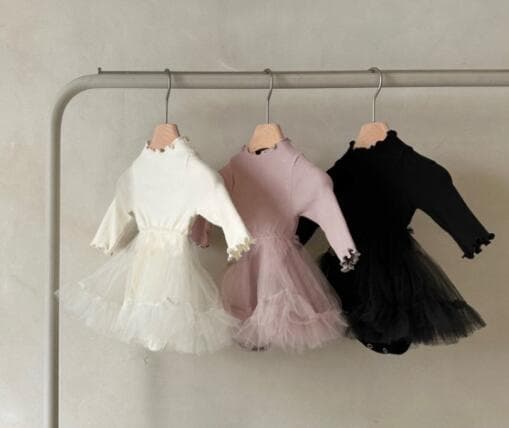 韓国風長袖ロンパーススカート女の子用チュール付き