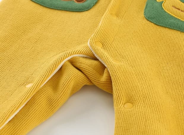 秋冬新作 男の子用長袖ロンパース サル刺繍 黄色つなぎ服