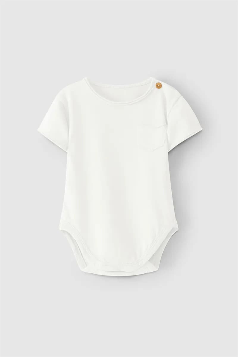 北欧風シンプルポケット付き半袖ロンパース