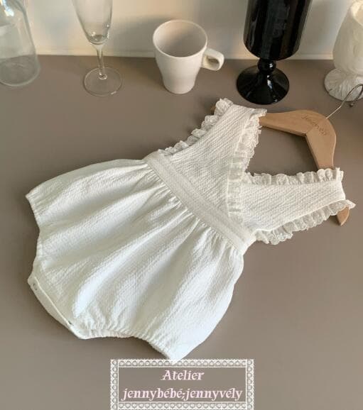 韓国風キッズ服白いノースリーブロンパース女の子
