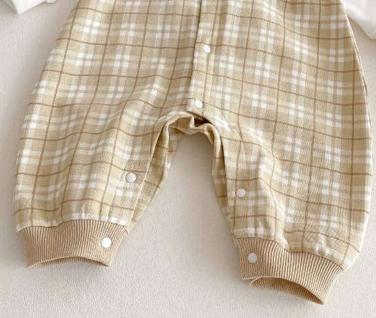 男の子用チェック柄長袖ロンパース蝶ネクタイ付き